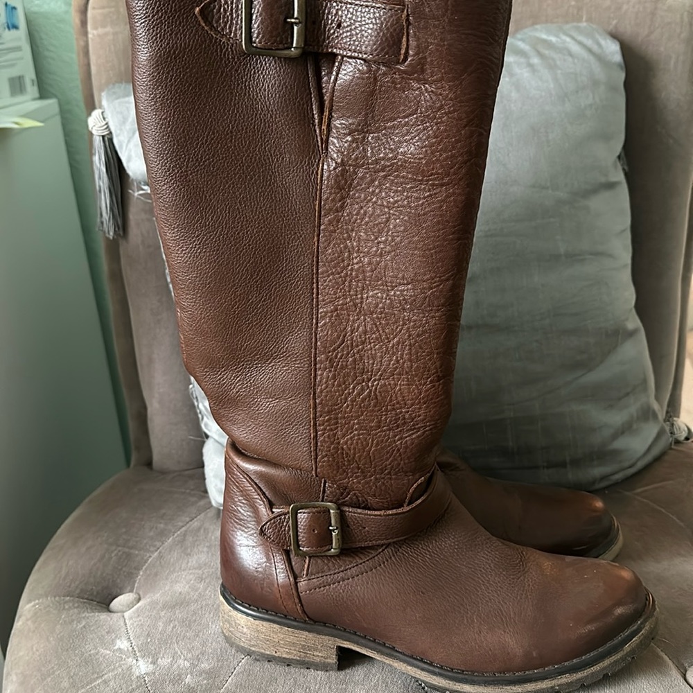 Steve Madden leather boots
